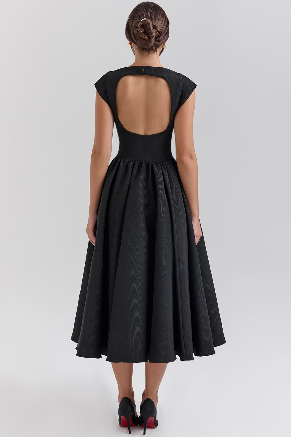 Victoria – Elegant dress