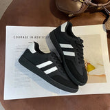 LOW-TOP SNEAKERS